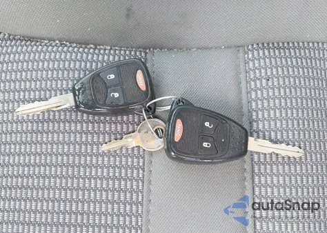 2007 Dodge Ram 1500 Slt/Trx4 Off Road/Sport z USA, uszkodzony, nr VIN 1D7HU18287S205802